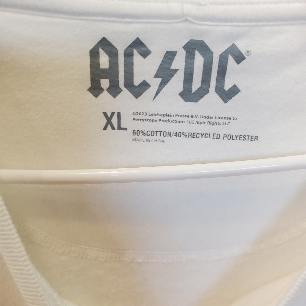 AC/DC‎ Sweatshirt - Picture 3 of 4